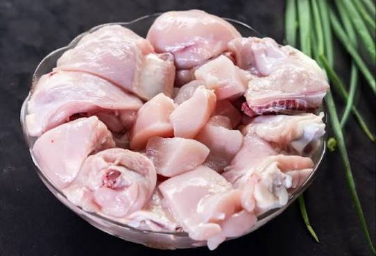 Chicken curry cut 1kg - Image 2